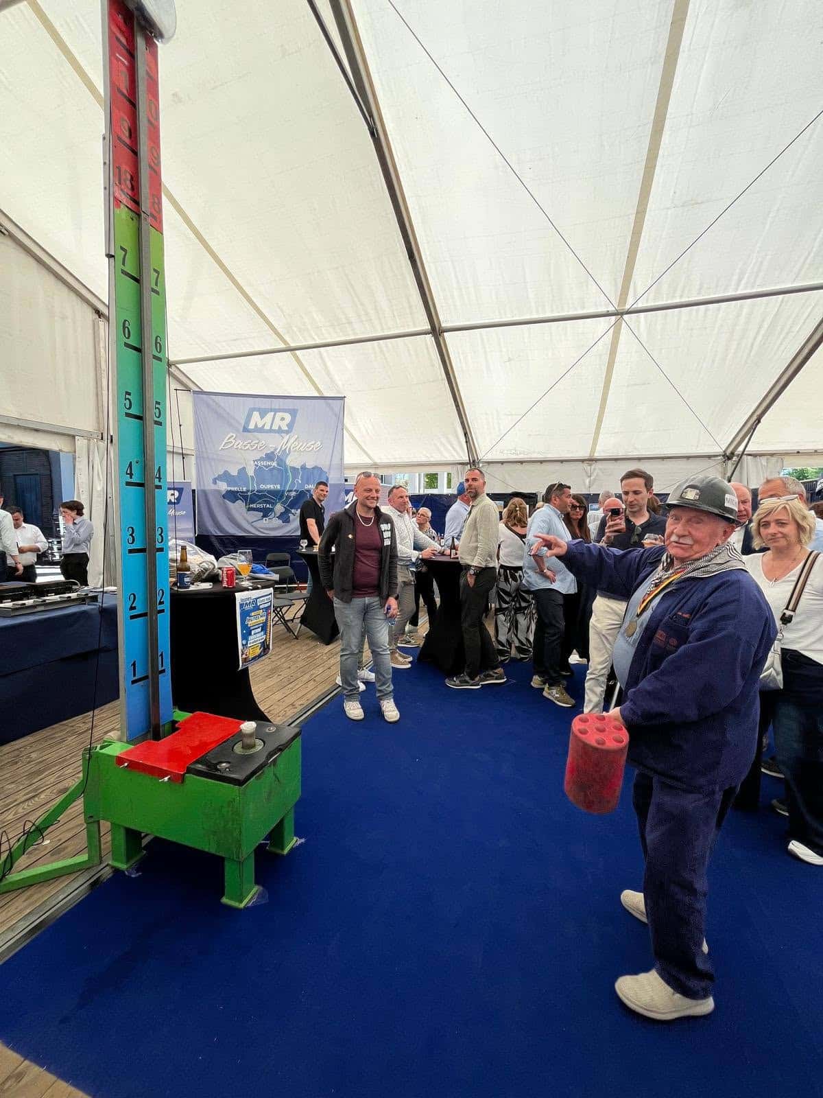 Dernier mineur de Blegny Mine au jeu du marteau GHL Events