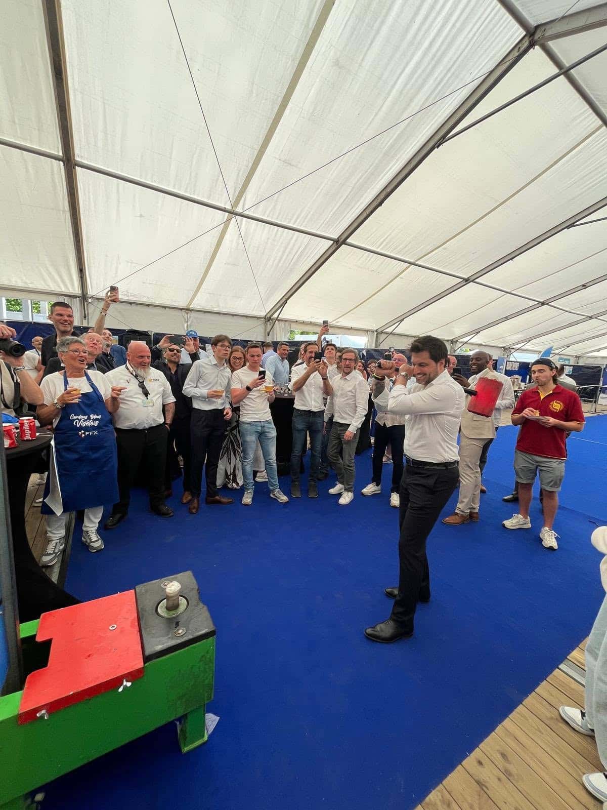 Georges-Louis Bouchez Président du MR au jeu du marteau GHL Events